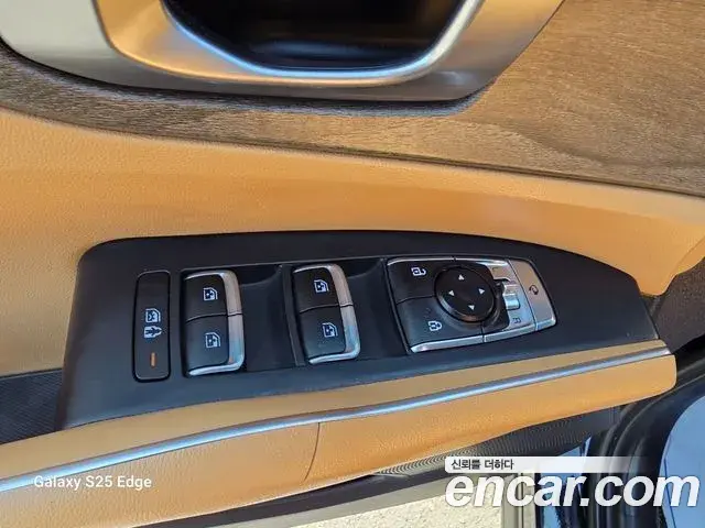 Kia Sorento 2021 — Фото 11/20