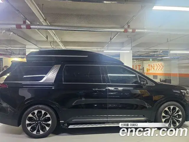 Kia Carnival 2023 — Photo 2/20