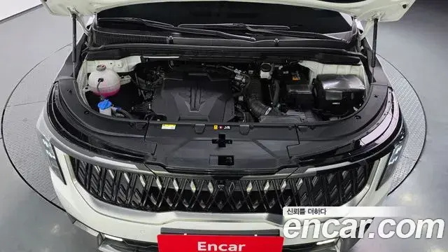 Kia Carnival 2025 — Photo 6/20