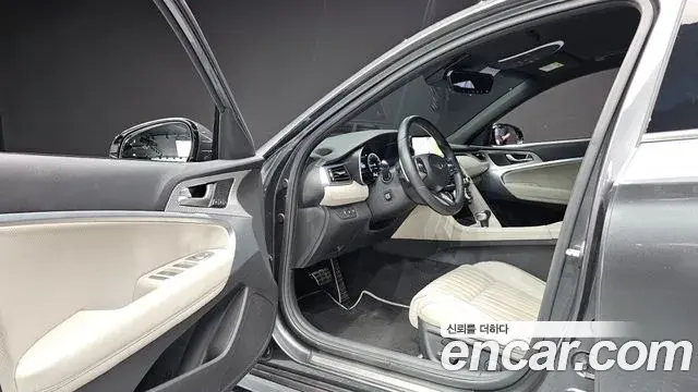 Genesis G70 2021 — Фото 10/20