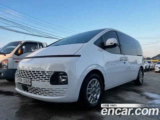 Hyundai Staria 2024 — Фото 5/19