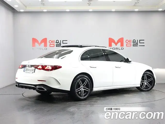 Mercedes-Benz E-Class 2024 — Photo 2/20