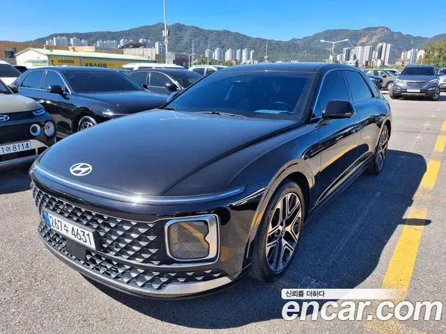Hyundai Grandeur 2023 — Фото 1/18