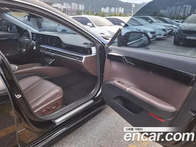 Hyundai Grandeur 2023 — Фото 7/18