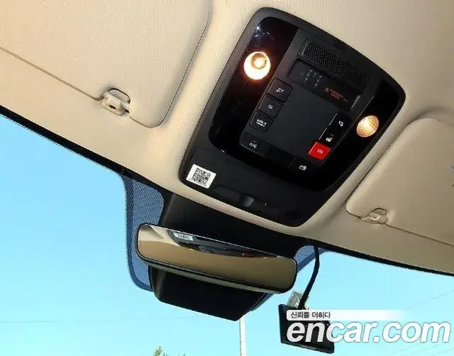 Kia Carnival 2022 — Фото 17/20