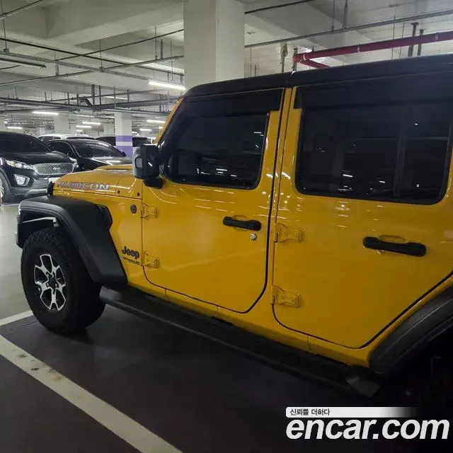 Jeep Wrangler 2021 — Фото 9/15