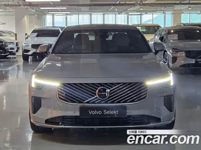 Volvo S90 2026 — Фото 2/20