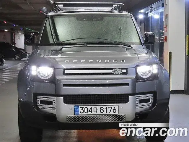 Land Rover Defender 2020 — Фото 2/20