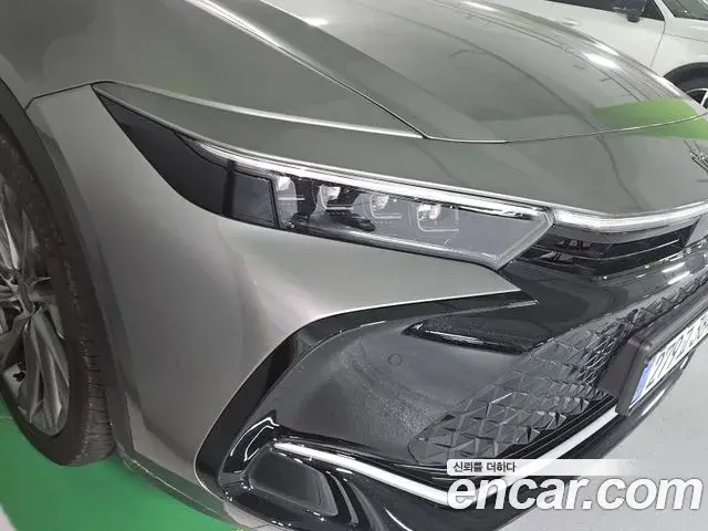 Toyota Crown Crossover 2024 — ფოტო 2/10