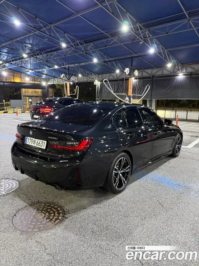 BMW 3 Series 2026 — Photo 16/19