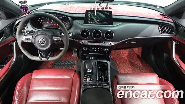 Kia Stinger 2019 — Photo 7/20