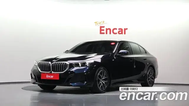 BMW 5 Series 2024 — Şəkil 9/20