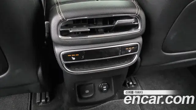 Genesis GV80 2021 — Photo 18/20