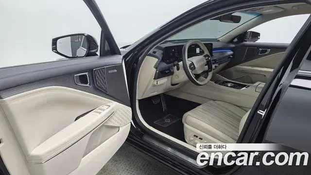 Kia K8 2024 — Photo 10/20
