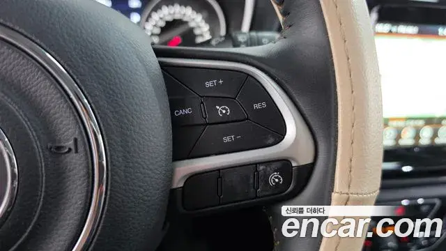 Jeep Compass 2019 — ფოტო 3/31