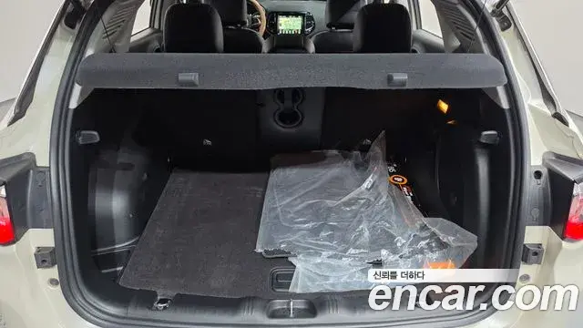 Jeep Compass 2019 — ფოტო 11/31