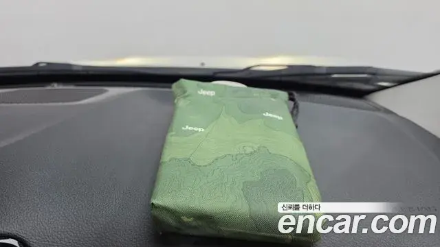 Jeep Compass 2019 — ფოტო 10/31
