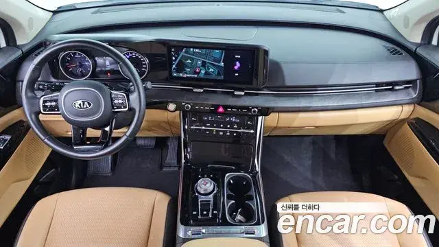 Kia Carnival 2020 — Photo 7/20