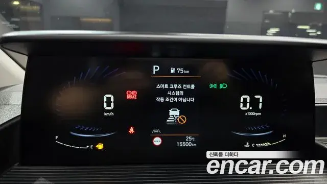 Hyundai Staria 2022 — Фото 8/20