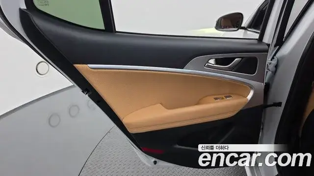 Genesis G70 2022 — Photo 27/41