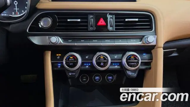 Genesis G70 2022 — Photo 29/41