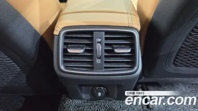 Genesis G70 2022 — Photo 4/41