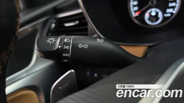 Genesis G70 2022 — Photo 19/41