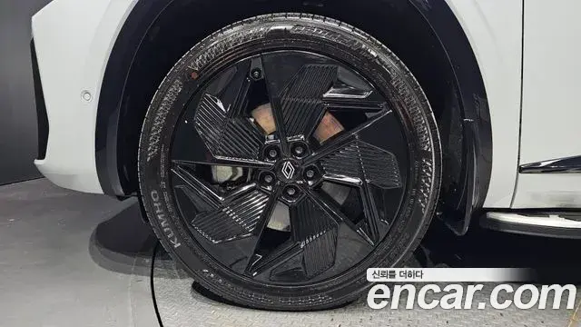 Renault Samsung Grand Koleos 2025 — Photo 13/40