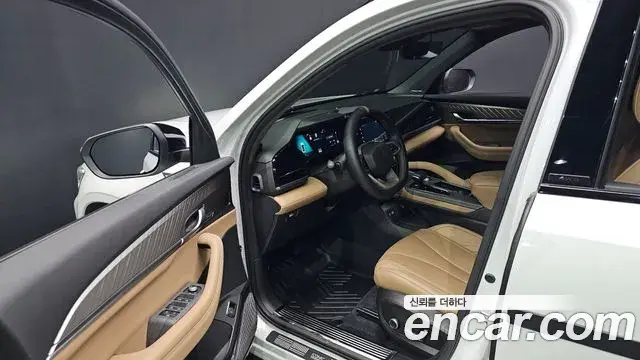 Renault Samsung Grand Koleos 2025 — Photo 34/40