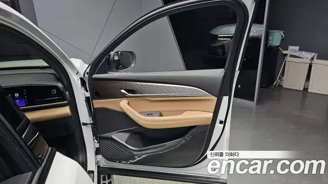Renault Samsung Grand Koleos 2025 — Photo 37/40
