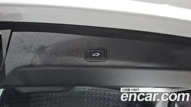 Renault Samsung Grand Koleos 2025 — Photo 20/40
