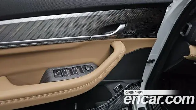 Renault Samsung Grand Koleos 2025 — Photo 36/40