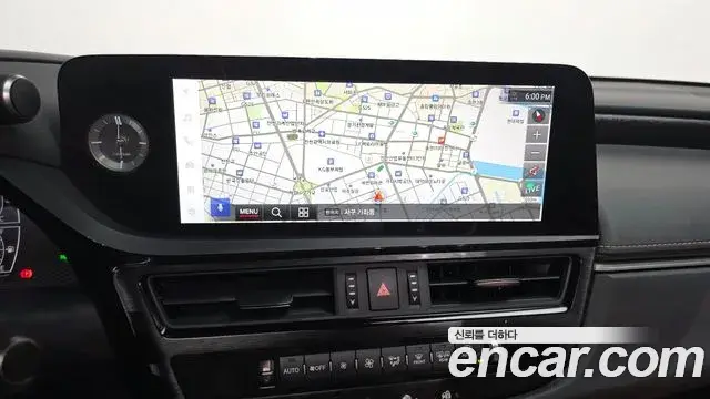 Lexus ES300h 2023 — Photo 15/20