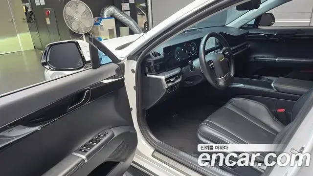 Hyundai Grandeur 2023 — Фото 10/20