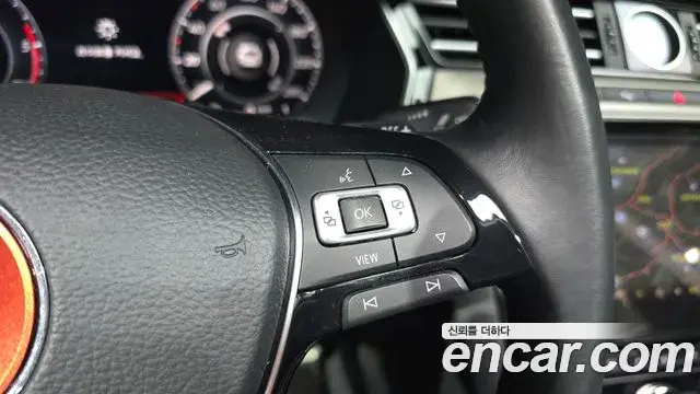 Volkswagen Arteon 2019 — ფოტო 27/35