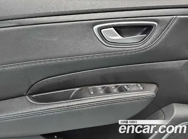 Renault Samsung SM6 2020 — ფოტო 12/18