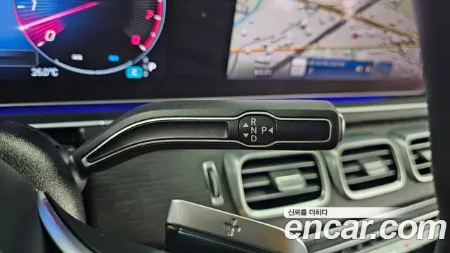 Mercedes-Benz GLE-Class 2023 — Photo 9/20