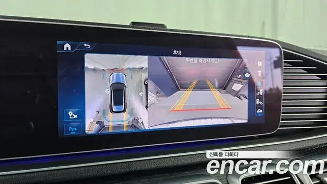 Mercedes-Benz GLE-Class 2023 — Photo 14/20