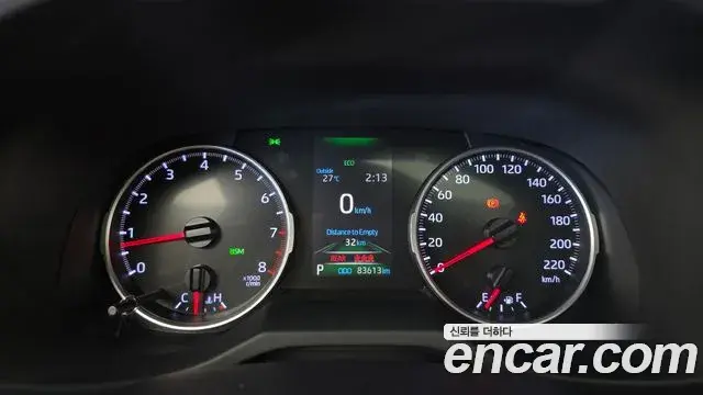 Toyota RAV4 2019 — Photo 18/20