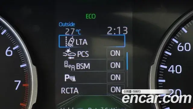 Toyota RAV4 2019 — Photo 15/20