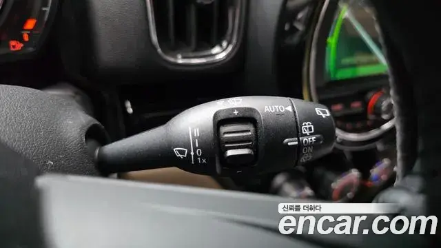 Mini Cooper Countryman 2019 — Photo 20/20