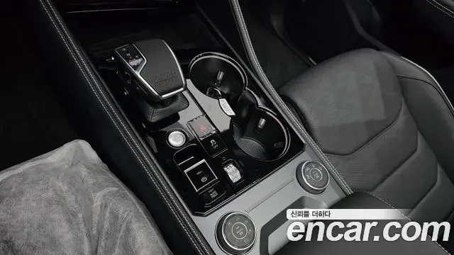 Volkswagen Touareg 2026 — Photo 12/20