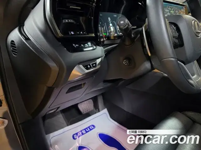 Lexus RX350h 2025 — Фото 18/18