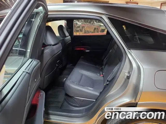 Lexus RX350h 2025 — Photo 17/18