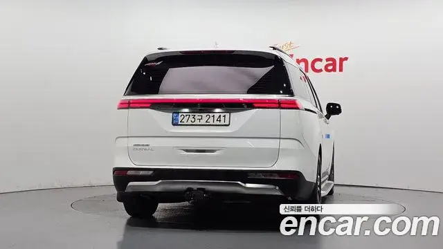 Kia Carnival 2022 — Photo 4/20