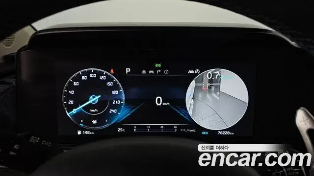 Kia Carnival 2022 — Photo 8/20