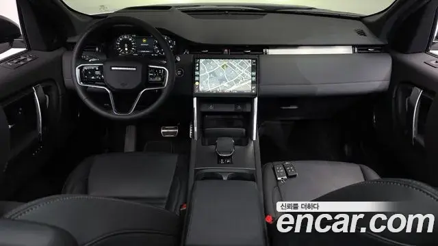 Land Rover Discovery Sport 2025 — Фото 7/20