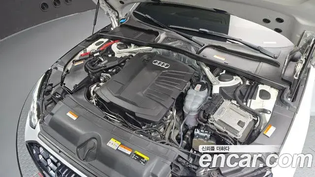 Audi A4 2020 — Фото 6/20