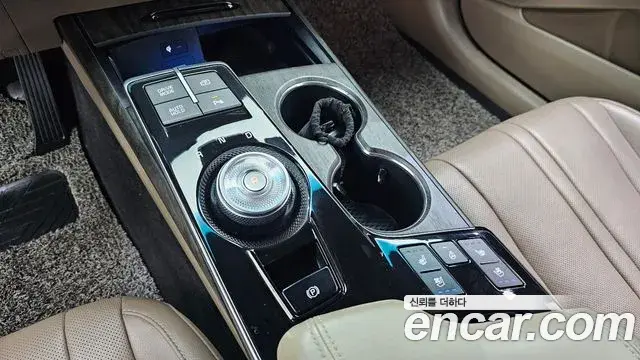 Kia K8 2021 — Photo 9/20