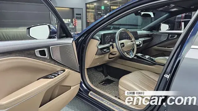 Kia K8 2021 — Photo 10/20